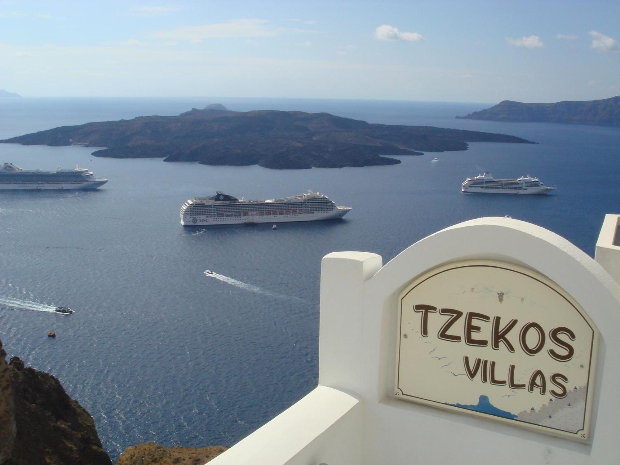 Tzekos Villas Фіра Екстер'єр фото